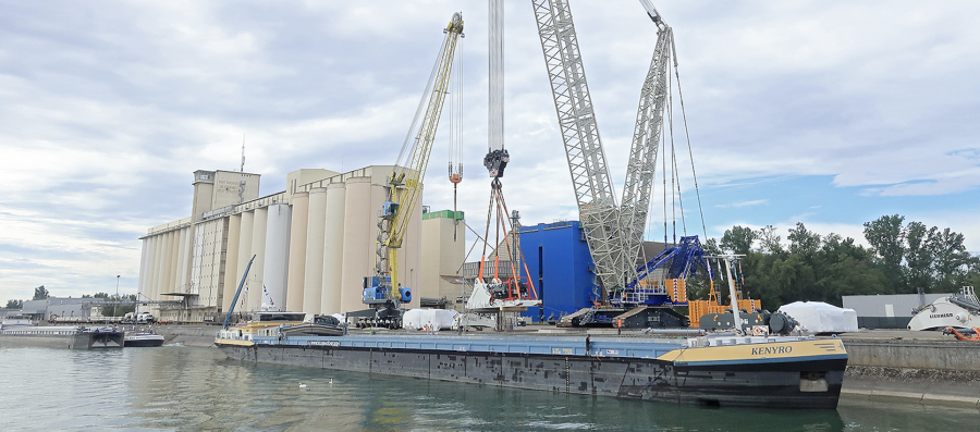 Le port de Colmar inaugure sa grue à colis lourds