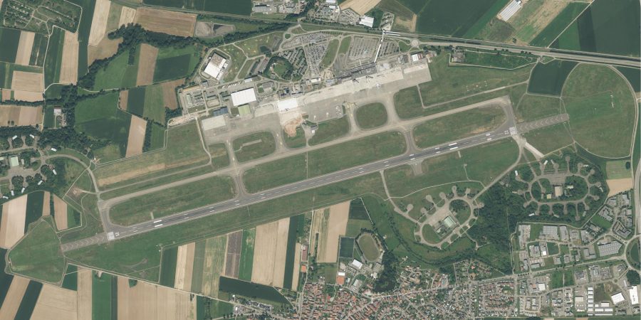 Aéroport de Strasbourg-Entzheim : Vue aérienne IGN